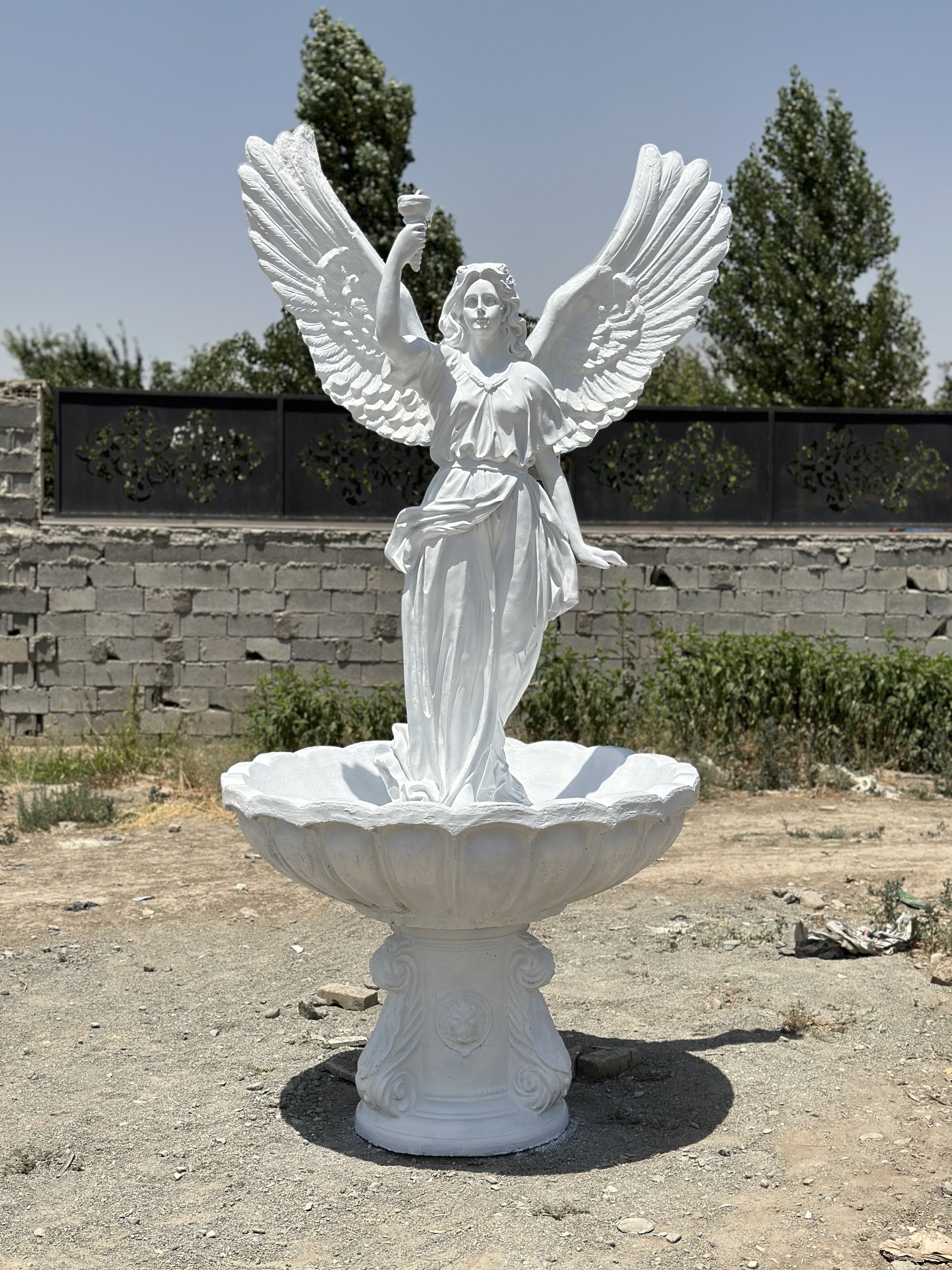 ابنما بتنی مجسمه و فایبرگلاس