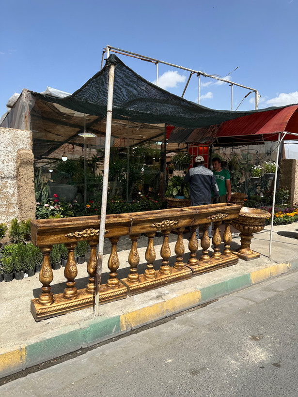 نرده گلدانی بتنی