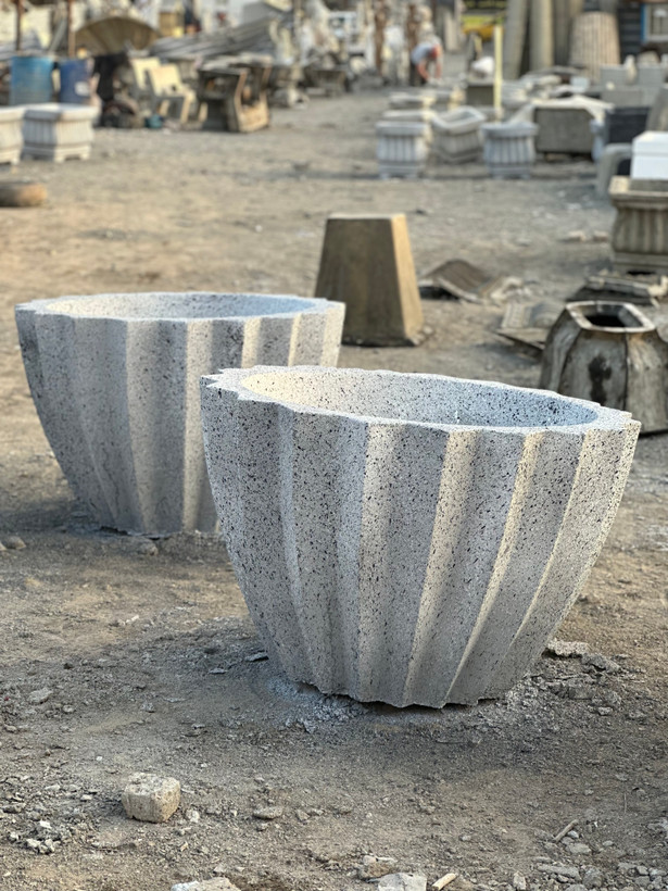 گلدان بتنی سیمانی سایز بزرگ